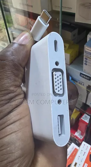 Apple USB-C VGA Multiport Adapter A1620