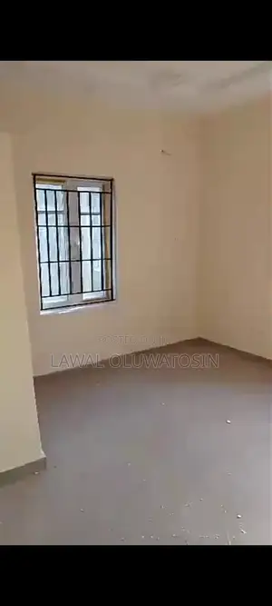 Furnished 2bdrm Bungalow in Isokan, Ologuneru for rent