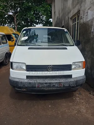 Volkswagen Transporter 2002 White