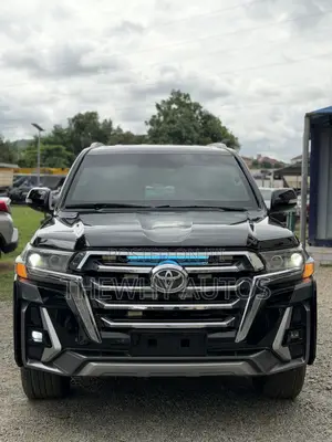 Toyota Land Cruiser 5.7 V8 VXR 2017 Black