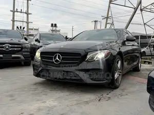Mercedes-Benz E300 2016 Black
