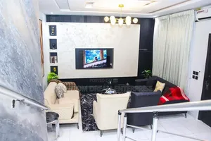 Furnished 5bdrm Duplex in Fagba for rent