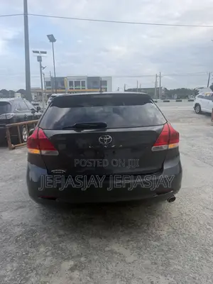 Toyota Venza XLE 2010 Gray