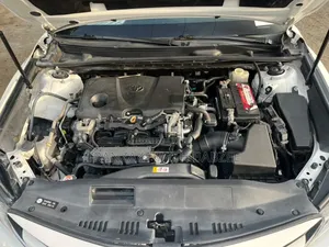 Toyota Camry 2018 White
