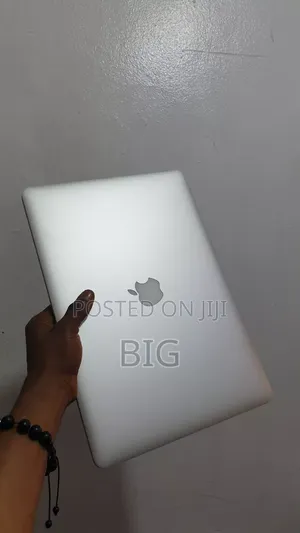Laptop Apple MacBook Pro 2015 16GB Intel Core i7 SSD 256GB