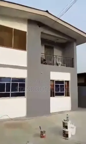 3bdrm Block of Flats in Good Location, Abaranje for sale