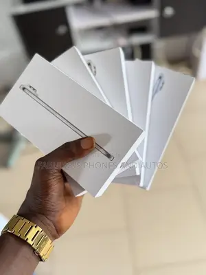 New Apple iPhone Air 256 GB Gold