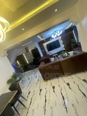 Luxury 4 Bedroom Duplex Apartment