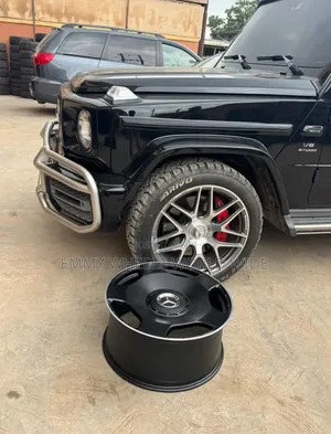 22inches for M/Benz G Wagon Newer Model Available in Different Design