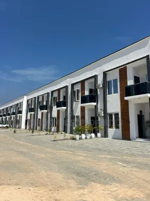 3bdrm Duplex in Idera Scheme, Iberikodo for sale