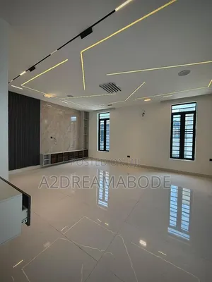 5bdrm Duplex in Lekki for sale