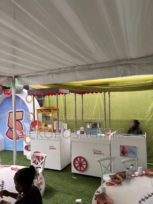 Popcorn and Candy Floss