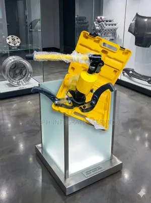 10-Ton Hydraulic Puller With 3-Garra/Jaws