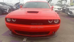 Dodge Challenger 2022 Red