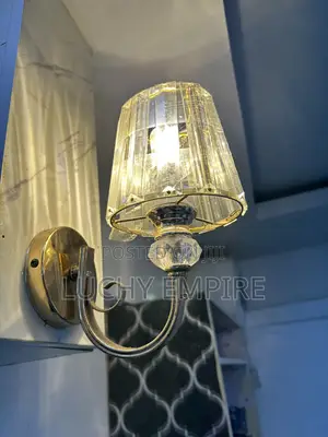 Luxury Wall Light Set (4 Pieces) – Used