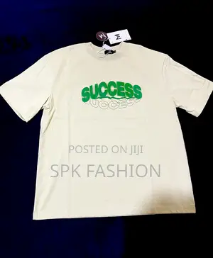 Premium Round Neck T-Shirts – Best Quality( Unisex)