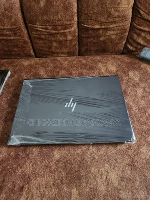 Laptop HP Envy x360 8GB AMD Ryzen 7 SSD 256GB