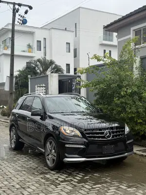 Mercedes-Benz M Class ML63 AMG 4dr SUV AWD (5.5L 8cyl Turbo 7A) 2014