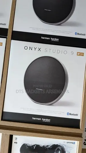 Onyx Studio 9