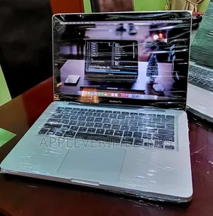 Laptop Apple MacBook Pro 8GB Intel Core i5 SSD 256GB