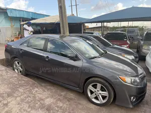 Toyota Camry L 4dr Sedan (2.5L 4cyl 6A) 2012 Gray