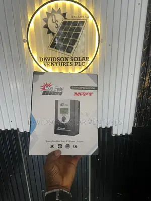 40A Sunfield MPPT Solar Charge Controller