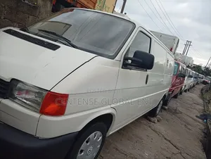 Volkswagen Transporter 2003 White