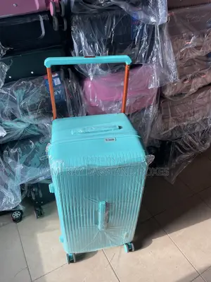 Biggest Size of Quality Luggage 100,000
