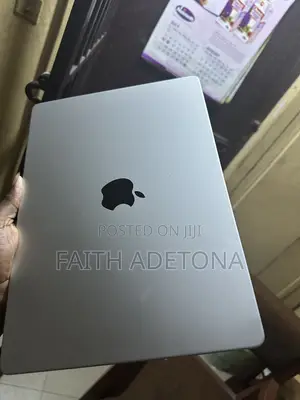 Laptop Apple MacBook Pro 2024 M4 16GB Apple M4 SSD 512GB