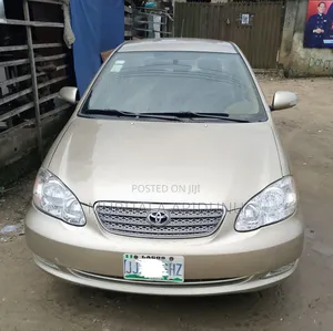 Toyota Corolla 2005 Gold