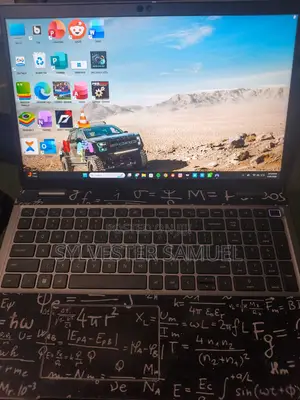 Laptop Dell Latitude 5520 16GB Intel Core i7 SSD 512GB