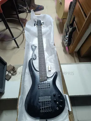 Ibanez Soundgear Electric Bass Guitar