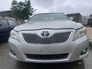 Toyota Camry LE V6 4dr Sedan (3.5L 6cyl 6AM) 2008 Silver