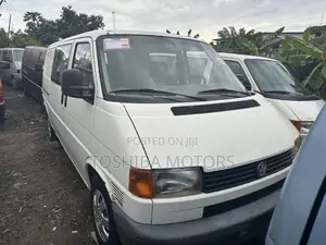 Volkswagen Transporter 2004 White