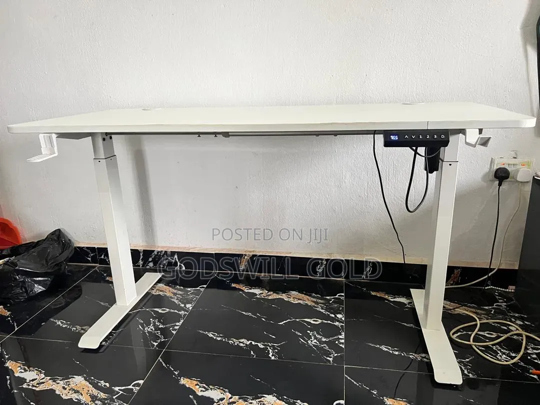 Ergonomic Electric Adjustable Table