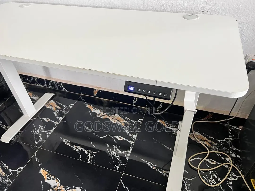 Ergonomic Electric Adjustable Table