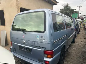 Volkswagen Transporter 2004 Blue