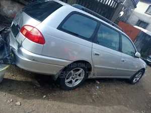 Toyota Avensis 2.0 D Verso 2002 Silver