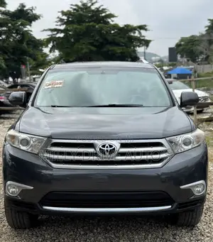 Toyota Highlander Limited 2012 Gray