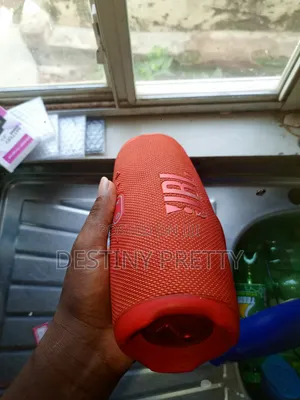 JBL Charge 5
