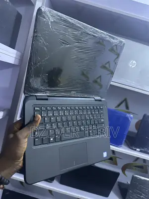 Laptop Dell Latitude 3300 4GB Intel Core i3 SSD 128GB