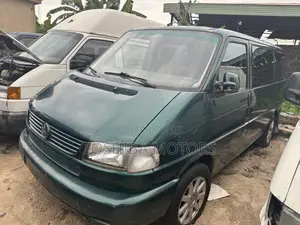 Volkswagen Transporter 2005 Green