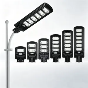 Three-Head Solar Street Light (Single-Row or Double-Row Configuration)