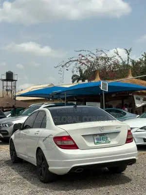Mercedes-Benz C300 Luxury Sedan RWD (3.0L 6cyl 7A) 2008 White