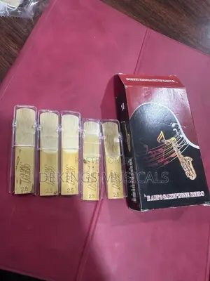 Original Reco Alto Sax Reeds Size 2.5 (10 Pieces Box)