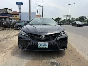 Toyota Camry 2018 Black