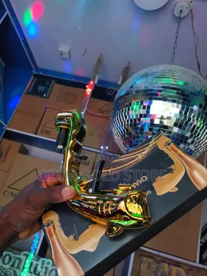 Champagne Gun