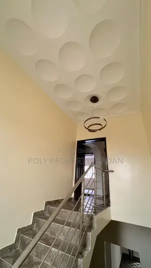 5bdrm Duplex in Kolapo Ishola Gra, Akobo for rent