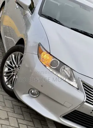 Lexus ES 2014 Silver