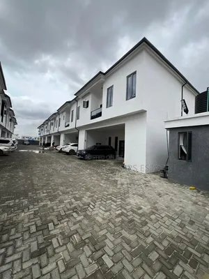 4bdrm Townhouse/Terrace in VGC / Ajah for sale